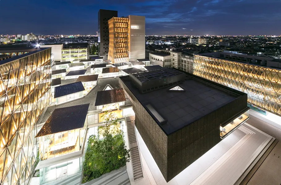 近畿大学 ACADEMIC THEATER（1～5号館）