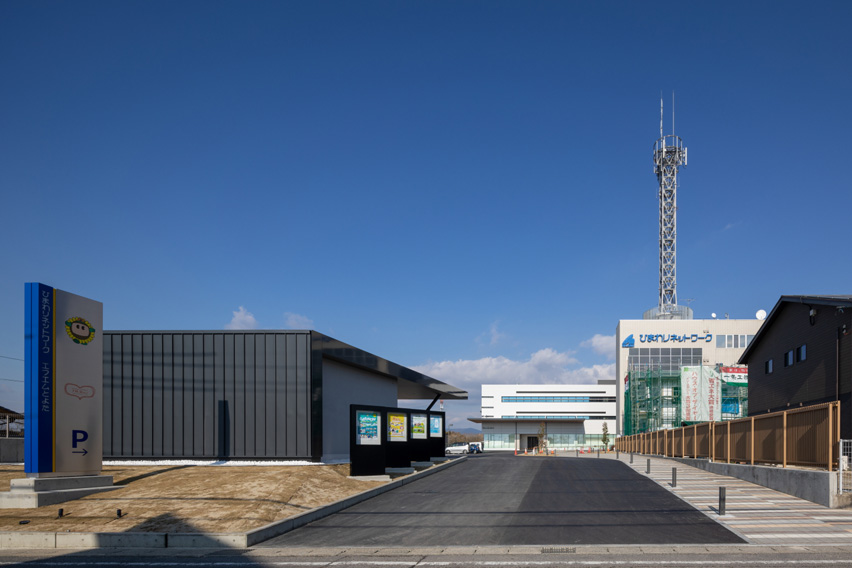 photo:ひまわりネットワーク株式会社 新館
