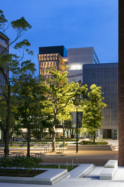 photo:近畿大学 ACADEMIC THEATER