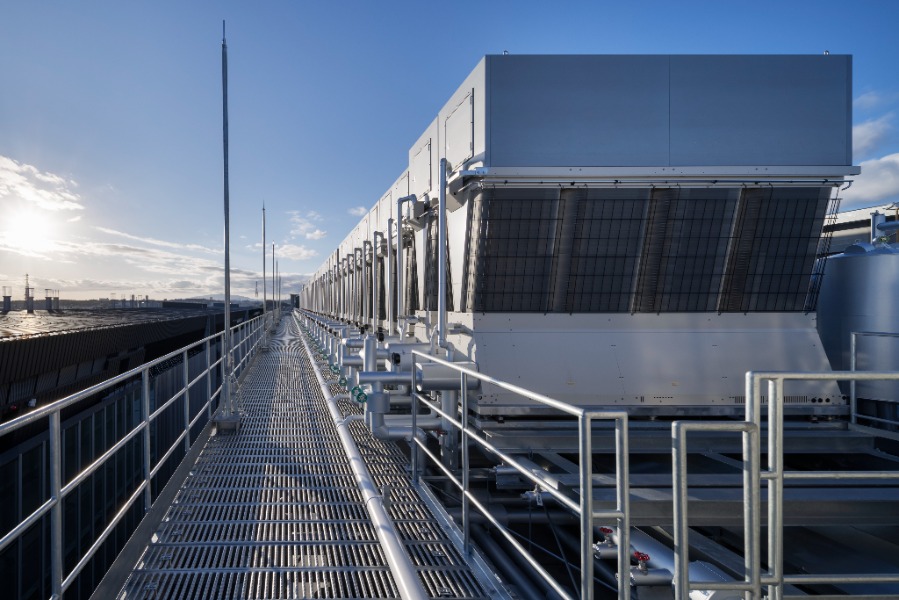 大阪第7データセンター 6棟 屋上