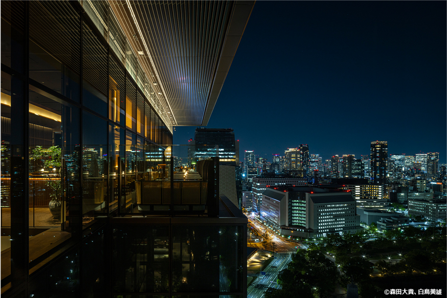 パティーナ大阪 テラス(夜景)