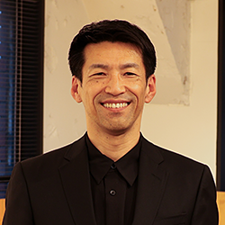 山崎満広(やまざき・みつひろ)