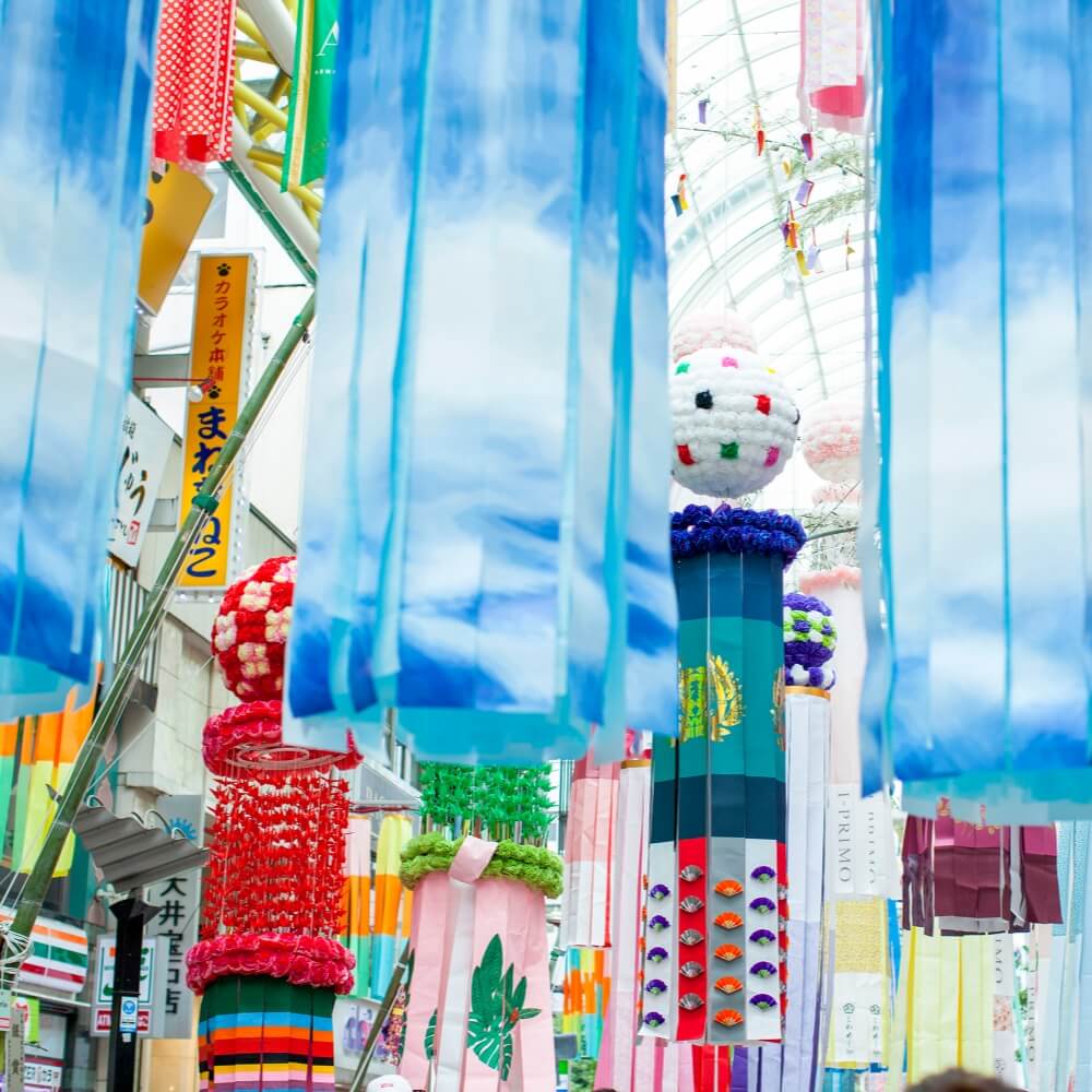 伝統の祭にも、全力で汗を流す。絆の深さが東北の強み。